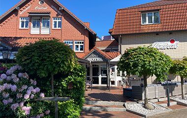 Hotel Central in Bockel von Außen